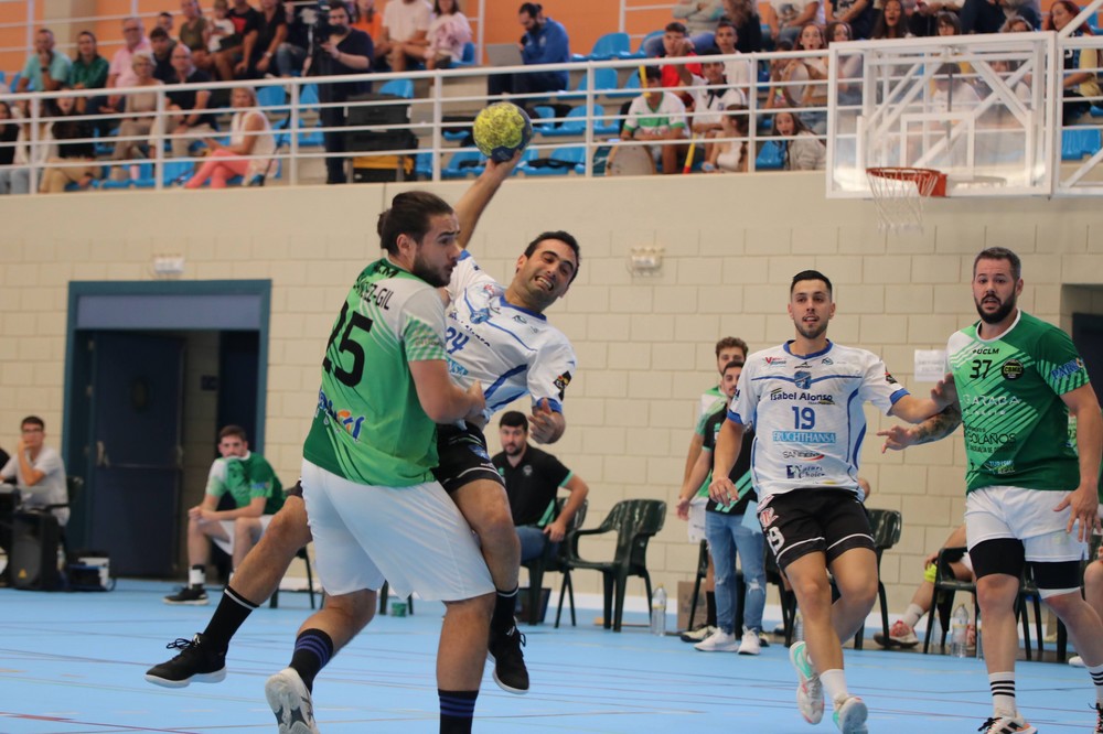 El CBM Cantera Sur Bahía de Almería inquieta a BM Bolaños que escapa vivo y liderando en solitario (31-32)