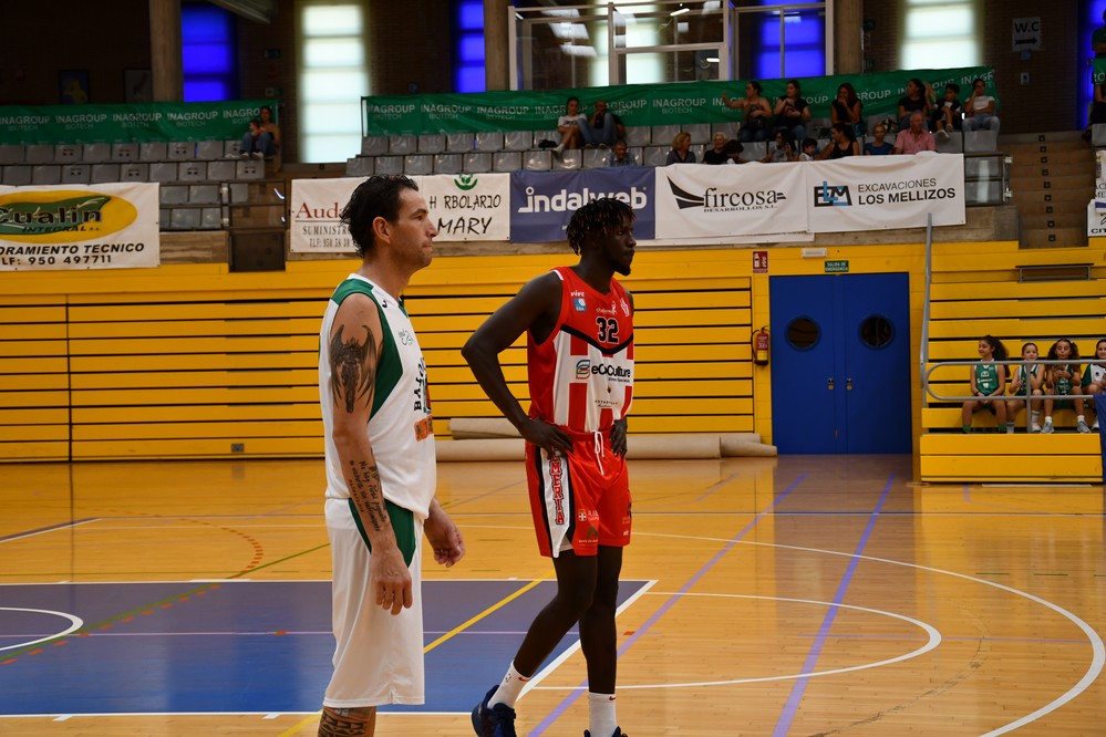 Vikingos Syngenta no puede seguir el ritmo de CB Almería y pierde (82-61)