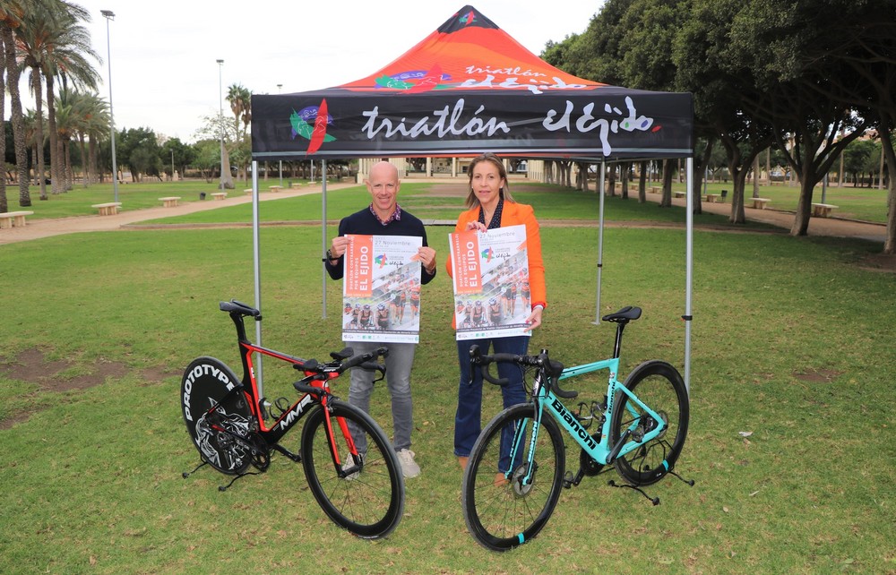 Cerca de 200 participantes se preparan para ‘conquistar’ el I Duatlón Contrarreloj de El Ejido