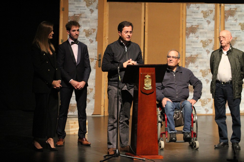 La Asociación Murgi celebra su VII Gala Benéfica con teatro y música