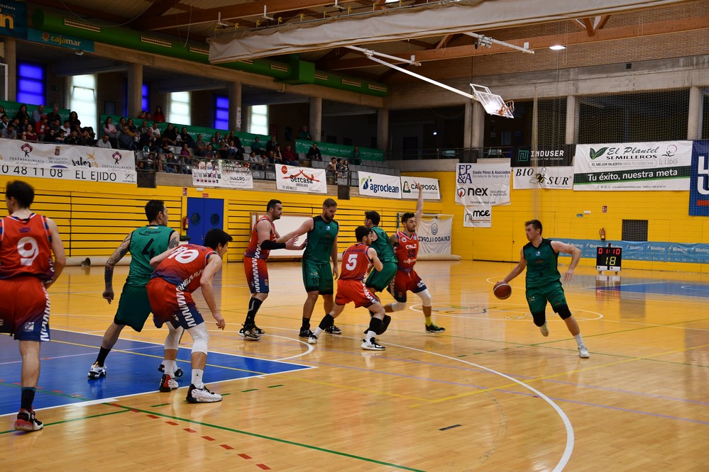 Vikingos Syngenta cae por la mínima ante el líder, La Zubia (76-82)