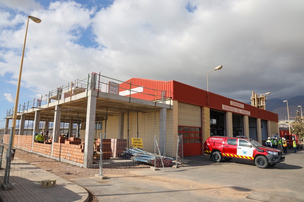 Las obras de remodelación del Parque de Bomberos de El Ejido avanzan a buen ritmo