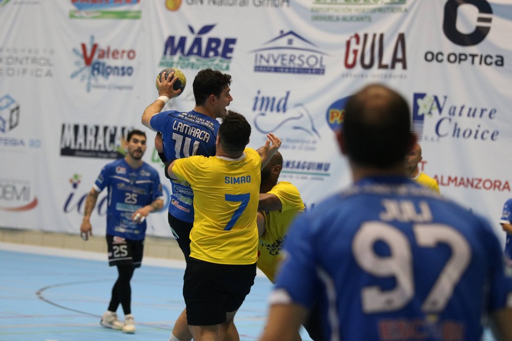 El CBM Cantera Sur Bahía de Almería frena en seco a Melilla Sport Capital BM (33-27)