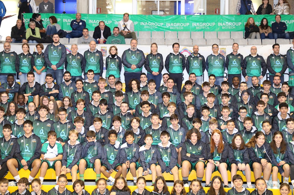 El C.D. Baloncesto Murgi contará esta temporada con una docena de equipos