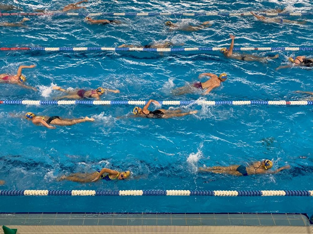 Mare Nostrum logra 850 puntos en la Fase I RFEN y Jóvenes nadadores de Almería