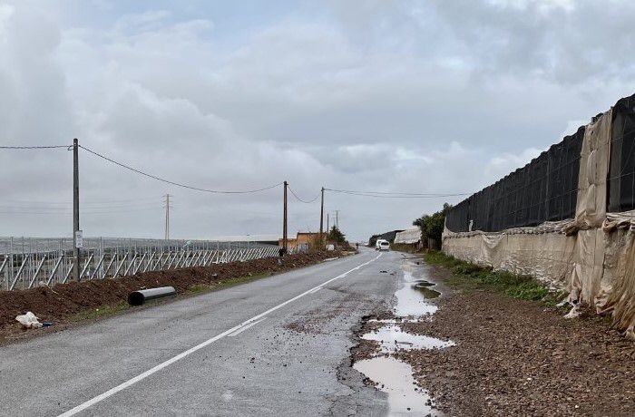 VOX pide al gobierno de Góngora que incluya en el Plan de Asfalto la carretera desde el Polígono de La Redonda hacia El Ejido, por el lamentable estado que presenta