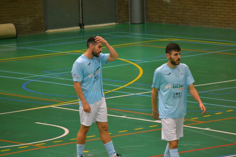 El CD Gádor asesta golpes oportunos y le vuelve a ganar el derbi al Poli Ejido (1-5)
