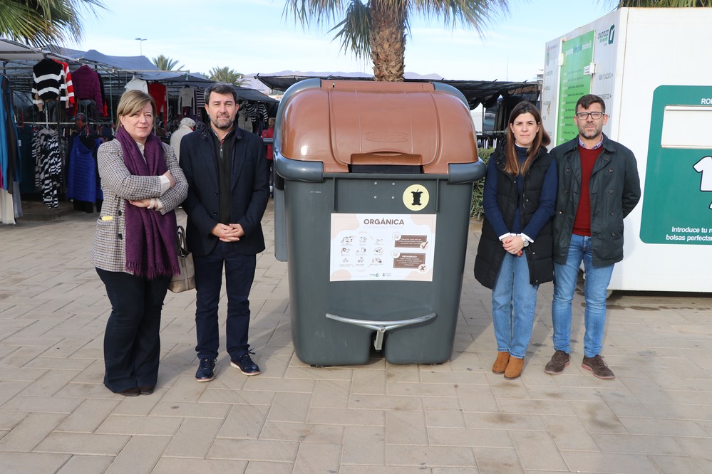 El Ejido comienza a implantar el contenedor marrón con un proyecto piloto