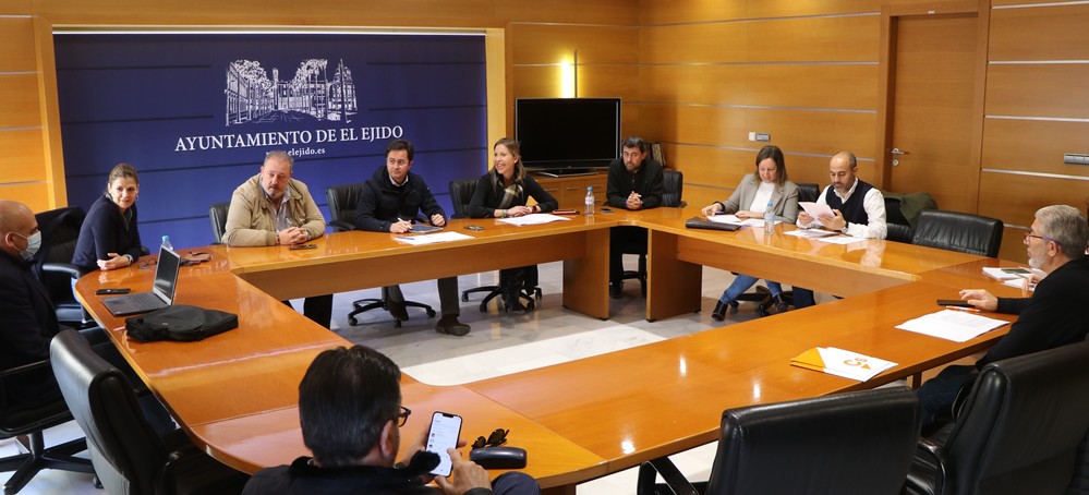 El Ejido reparte 75.000 euros en subvenciones a un total de 22 clubes deportivos y tres deportistas