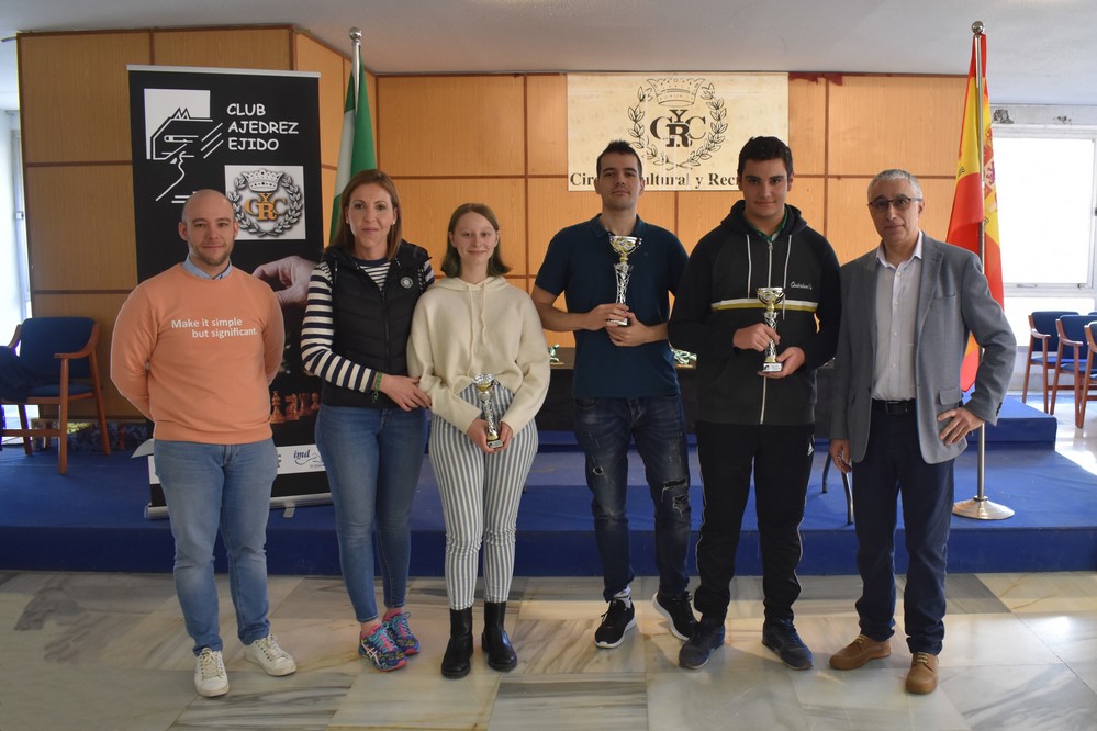El Club de Ajedrez Ejido inicia la temporada con su ‘Torneo Social’ batiendo récord de participación
