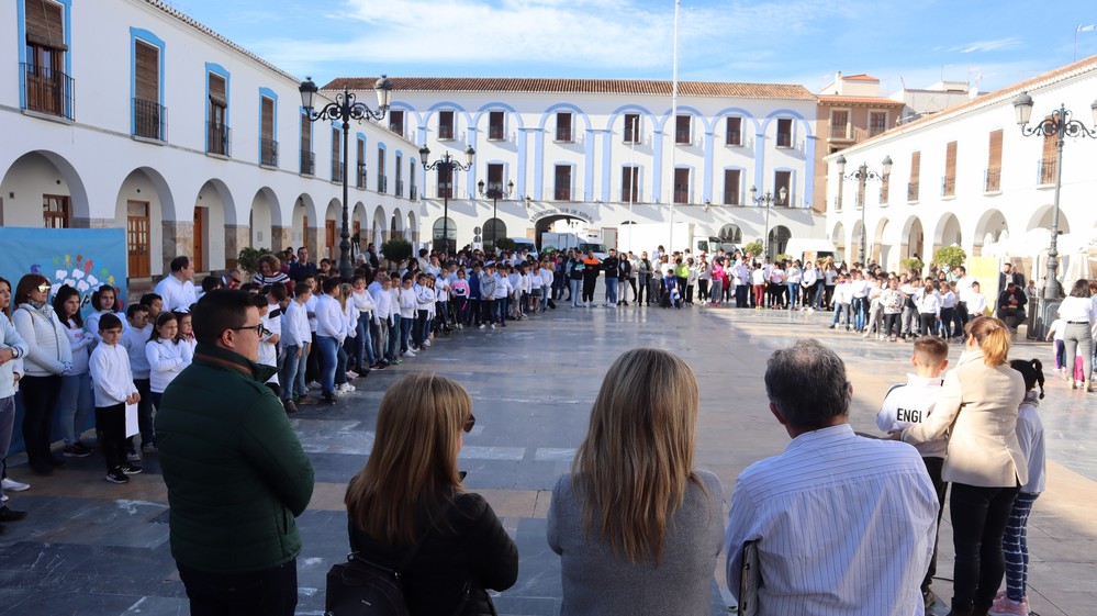 Los centros educativos de Berja celebran el Día escolar de la Paz el lunes en la Plaza Porticada