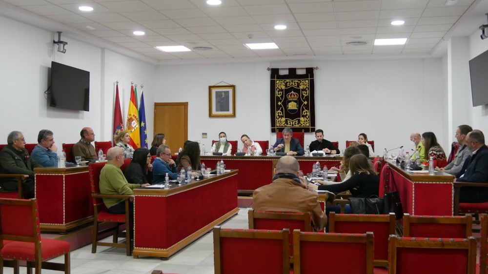 Ayuntamiento de Adra bonifica a una decena de viviendas turísticas en los últimos dos meses
