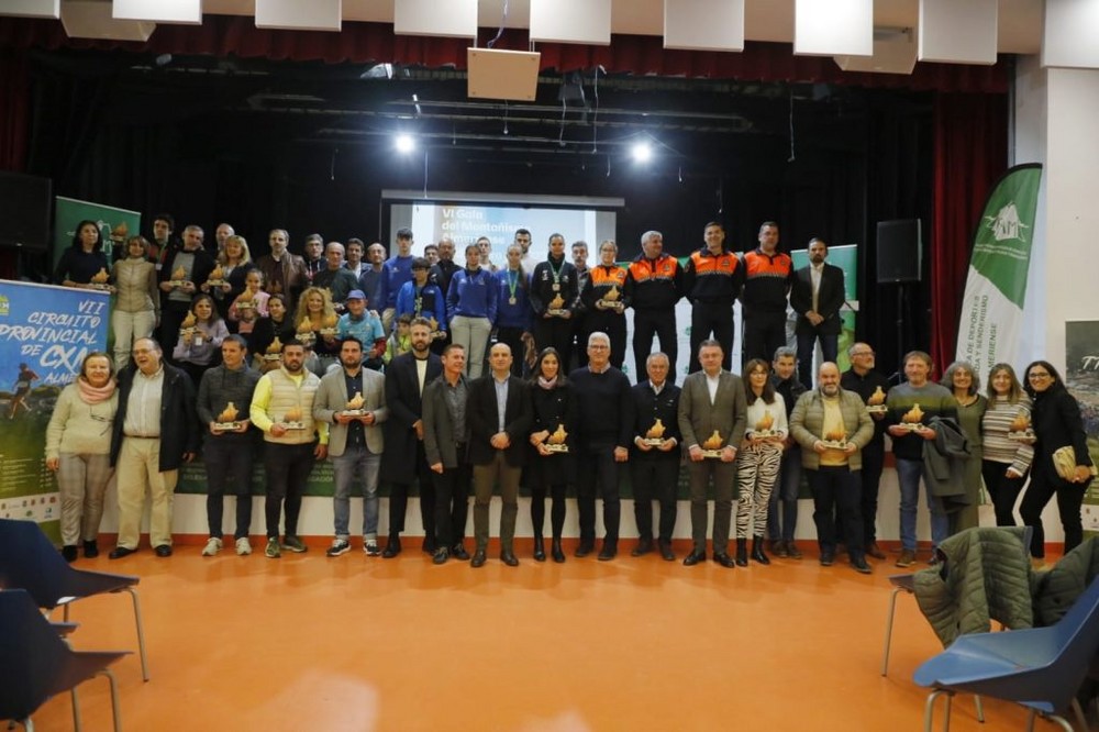 CDBR Muebles Mesa, Berjanatura, Mundoejido, Dalías y Berja, premiados en la VI Gala del Montañismo almeriense