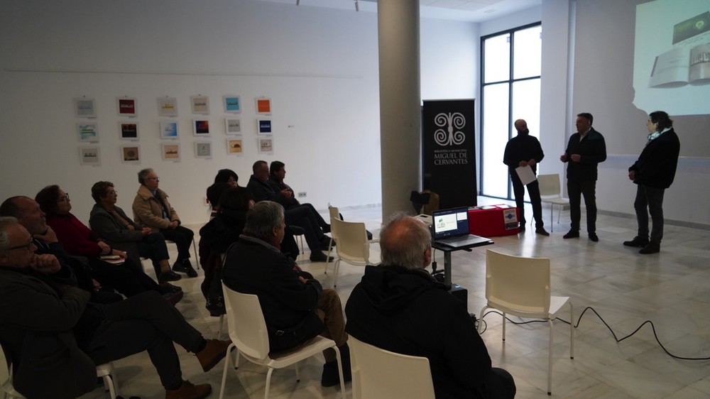 El Centro de Poesía Visual de Berja lleva 'La belleza de la poesía andalusí' al Molino del Perrillo