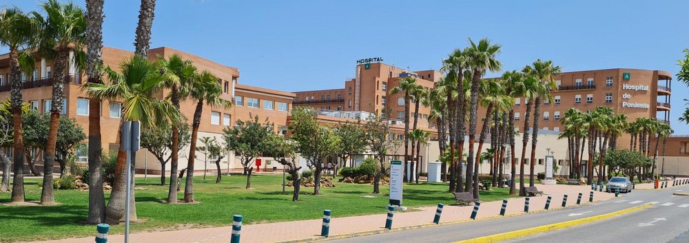 El Hospital Universitario Poniente realiza más de 700.000 actos sanitarios en el último año