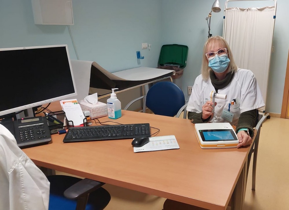 El Distrito Poniente renueva los espirómetros de sus centros de salud y consultorios médicos para detectar patologías respiratorias