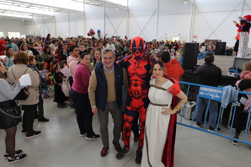 Originalidad y colorido en la fiesta de Carnaval de El Ejido