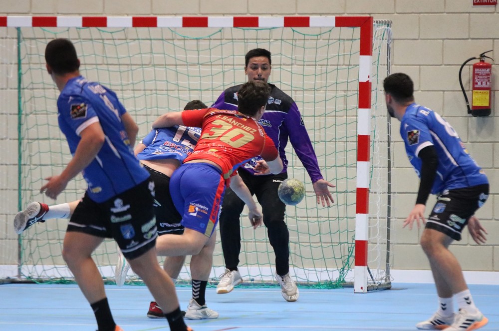 El CBM Cantera Sur gana a Dos Hermanas y se coloca cuarto (28-21)