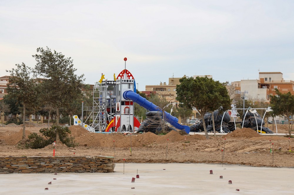 El ‘Gran Parque de las Familias’ avanza con la adecuación de los juegos infantiles, la construcción del circuito de Pump Truck y el quiosco-restaurante