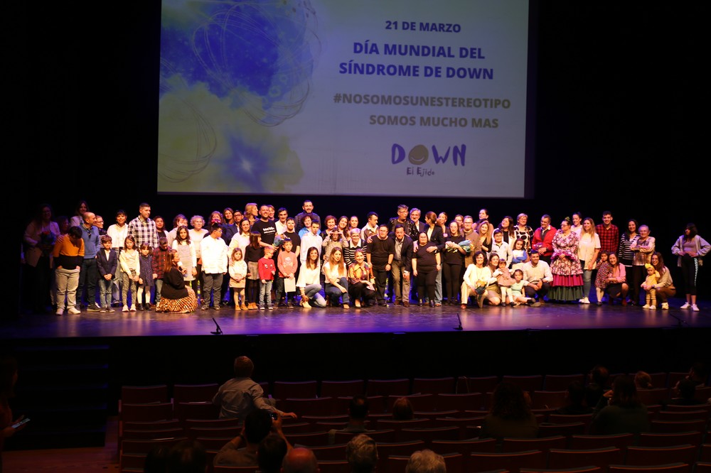El Ejido reivindica en una gala que ‘No somos un estereotipo, somos mucho más’ en el Día Mundial del Síndrome de Down