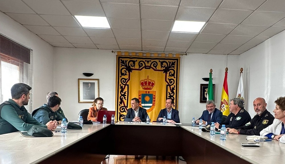 Hernández quiere aprovechar los nuevos planes de Interior para reforzar la Guardia Civil en La Mojonera