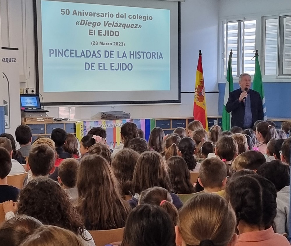 Los escolares del CEIP Diego Velázquez conocen los orígenes de su centro
