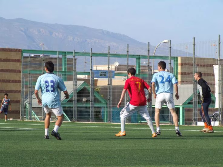 El IMD reúne a los clubes de fútbol ejidenses para rebajar la tensión en los estadios