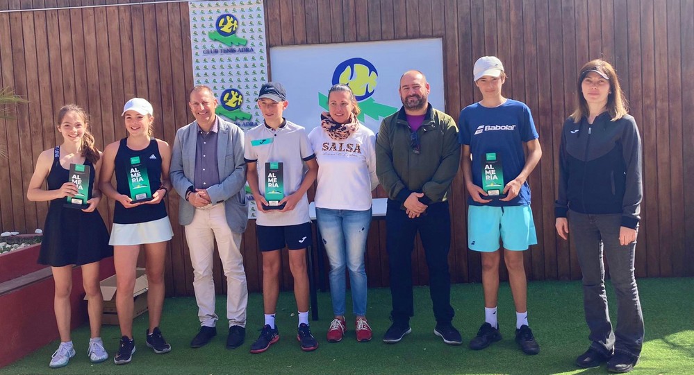 El Club de Tenis Adra acoge el Campeonato Provincial de Tenis infantil y Junior