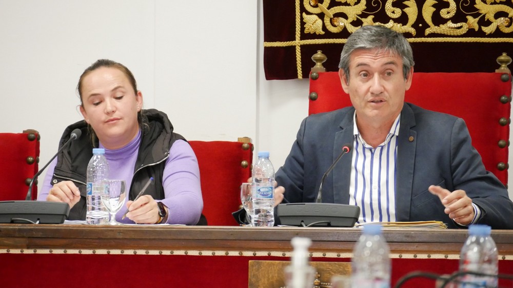 Sale a licitación el contrato de gestión de la Piscina Municipal de Adra por un periodo máximo de dos años