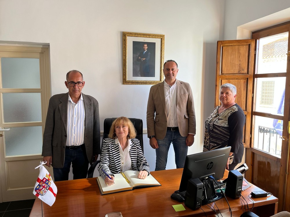 La Directora General de Dependencia, María José de los Ríos Porras visita Felix