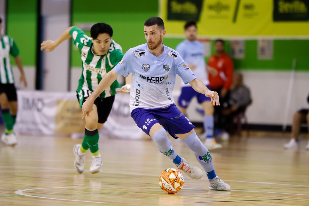 Inagroup El Ejido Futsal se trae la victoria de Sevilla