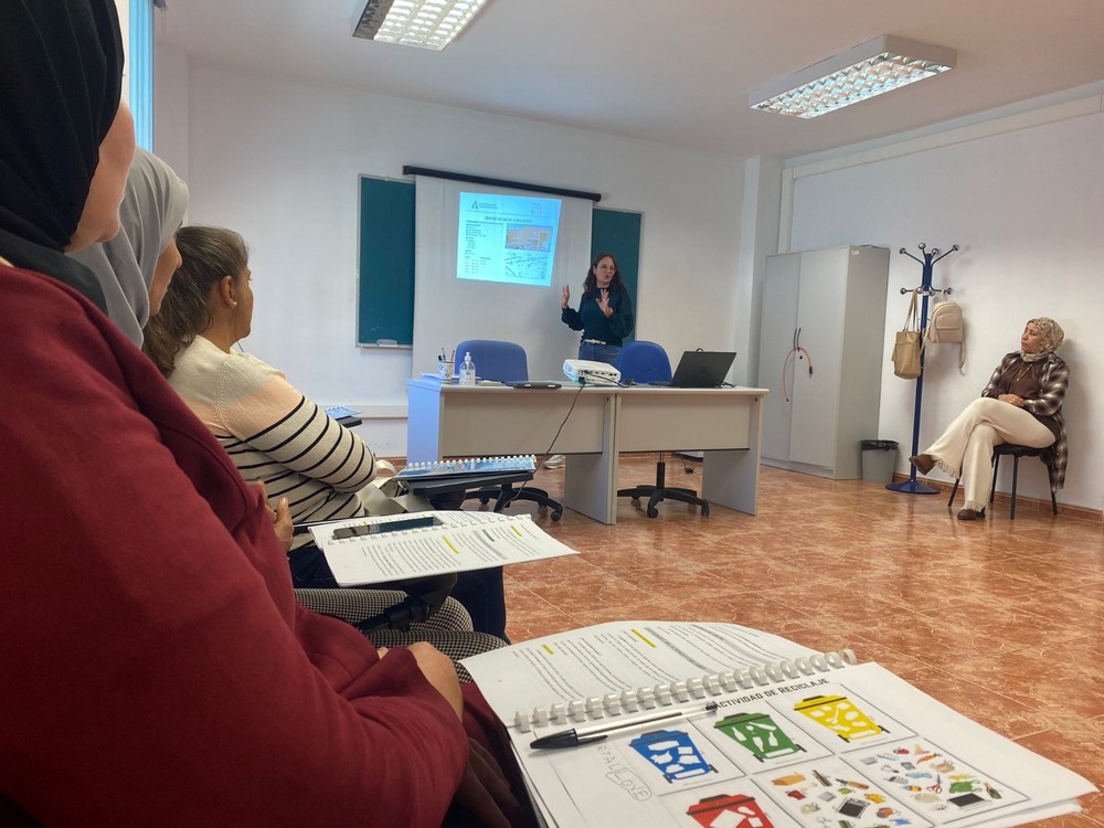 El Distrito Sanitario Poniente asesora a la población musulmana para que mantenga su medicación durante la celebración del Ramadán