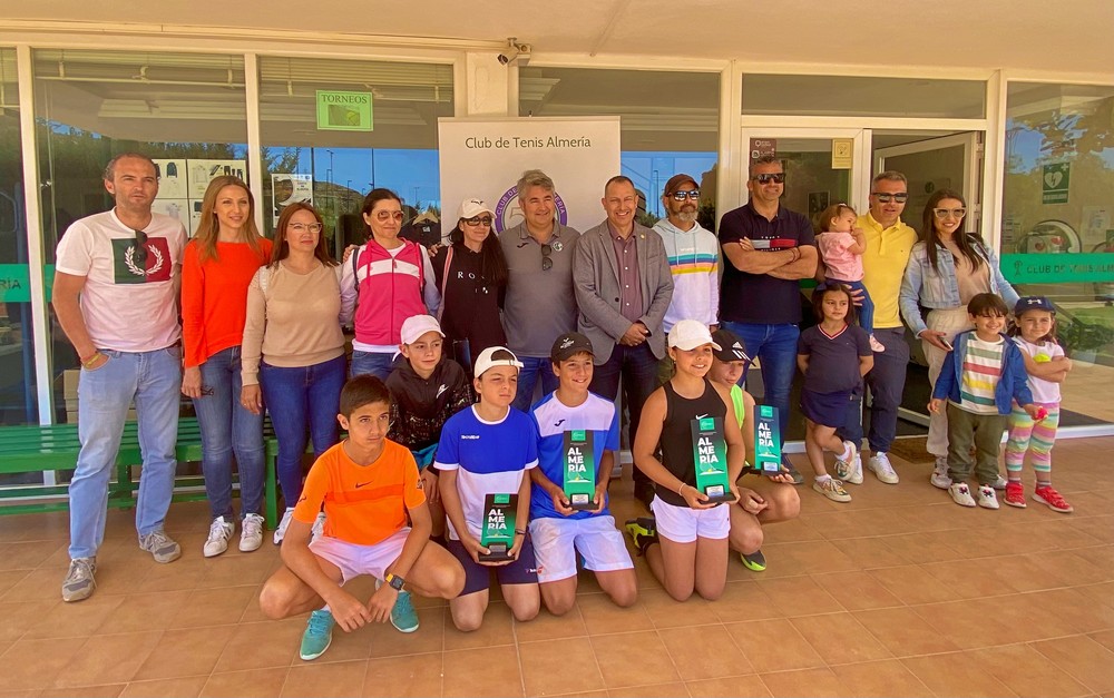 Los Clubs de Tenis Almería e Indalo acogen los Campeonatos Provinciales de Tenis de las categorías alevín y veterano