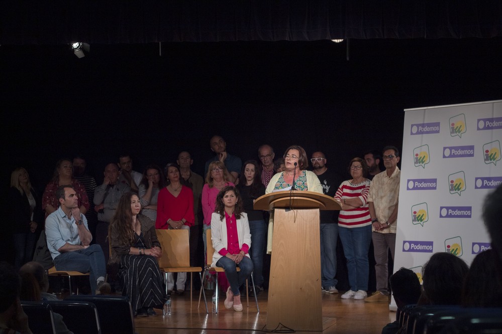 Belén Pérez presenta la lista de IU y Podemos “que devolverá la ilusión a Roquetas de Mar”