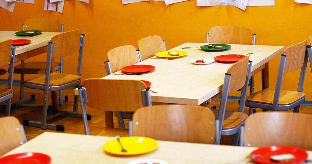 Quejas por la "mala calidad" de los menús del comedor del colegio Santa María del Águila