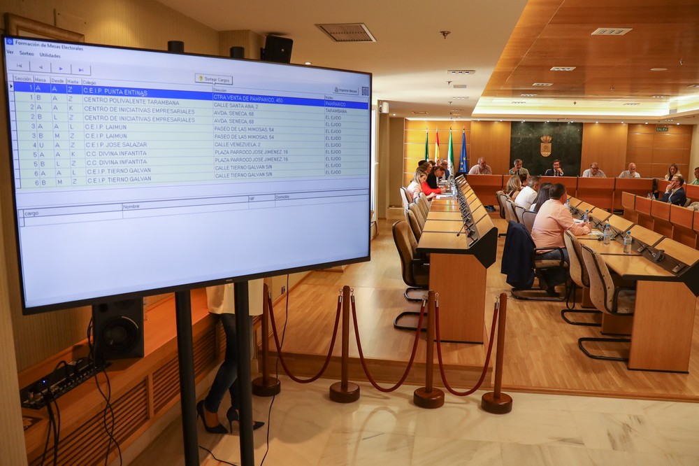 Un total de 47.942 electores de El Ejido podrán ejercer su derecho al voto en las elecciones municipales