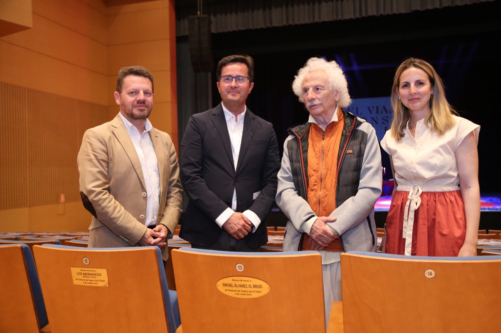  Rafael Álvarez ‘El Brujo’ recibe la ‘Butaca de Honor’ en el marco del 46º Festival de Teatro de El Ejido