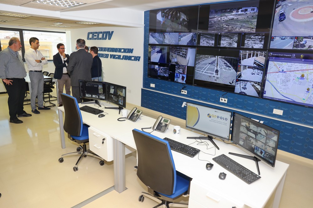 A pleno rendimiento el Centro de Coordinación Operativa y Videovigilancia que está recibiendo imágenes en tiempo real de las cámaras de seguridad instaladas en distintos puntos de El Ejido
