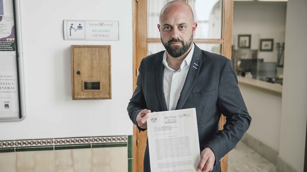 VOX registra una PNL en el Parlamento para que los propietarios de viviendas y locales víctimas de okupación “paguen IBI cero”