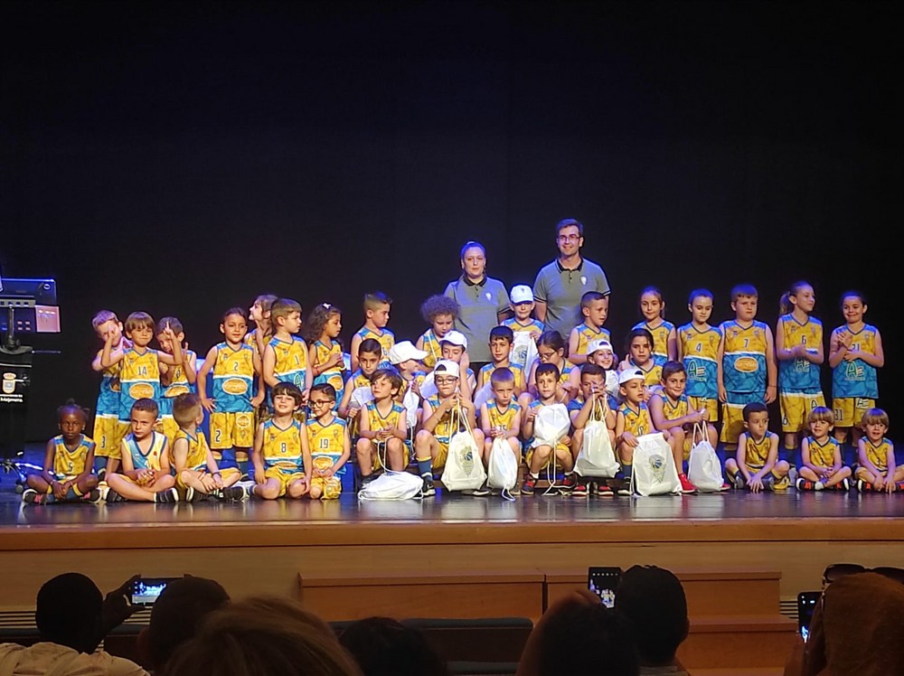 Clausura de la temporada de los equipos pequebasket del Club Baloncesto La Mojonera