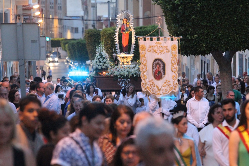 Santa María del Águila despide las fiestas en honor a su patrona
