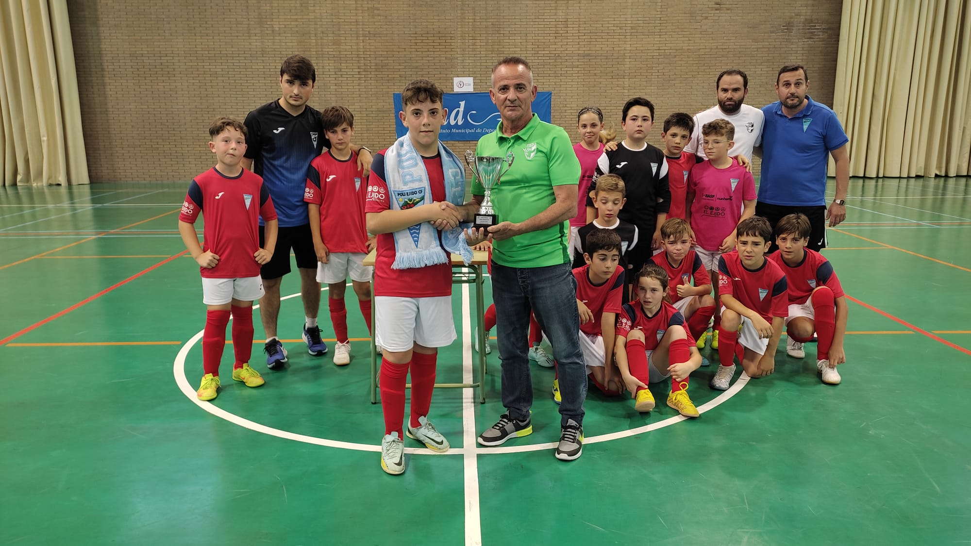 El Poli Ejido benjamín de fútbol sala rinde muy alto como subcampeón de la Copa Federación