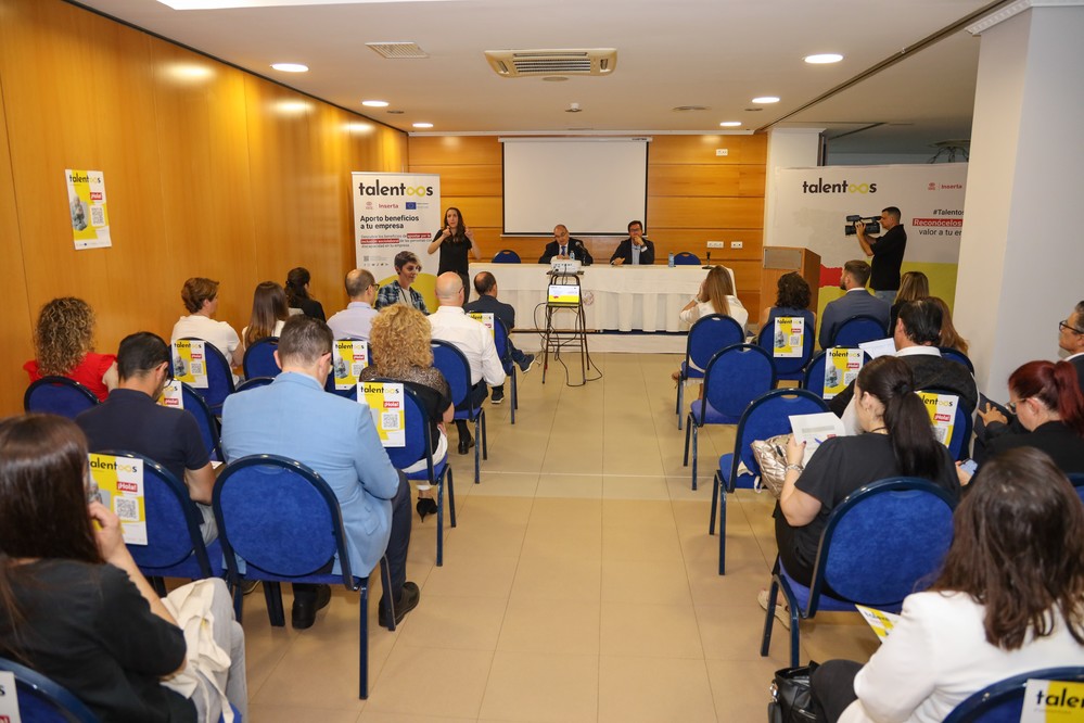 El Ejido acoge el primer ‘Encuentro con Talento’ en Andalucía de Fundación ONCE para fomentar la contratación de personas con discapacidad