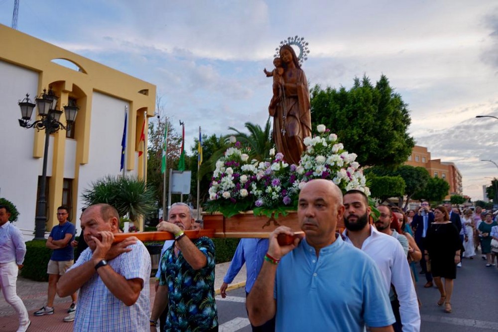 La Puebla vibra con sus fiestas en honor de María Madre de la Iglesia