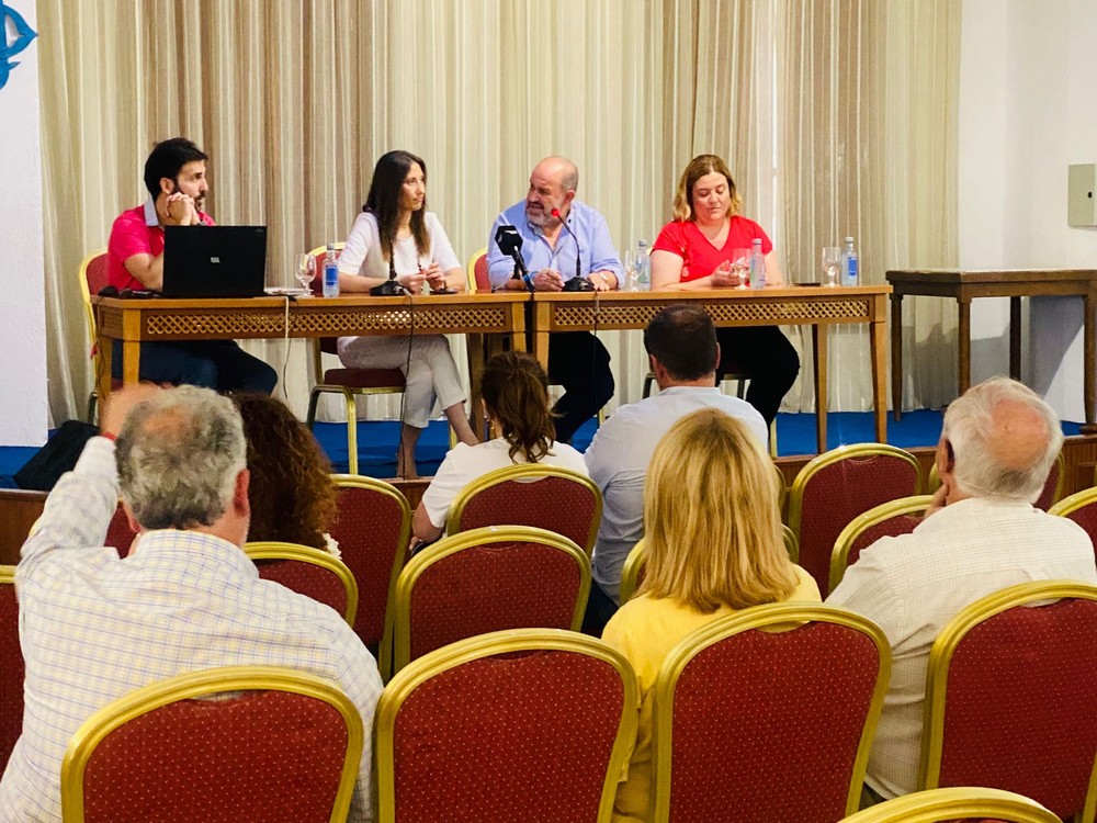 Los vecinos de Dalías conocen el Plan EcoVivienda de la Junta de Andalucía