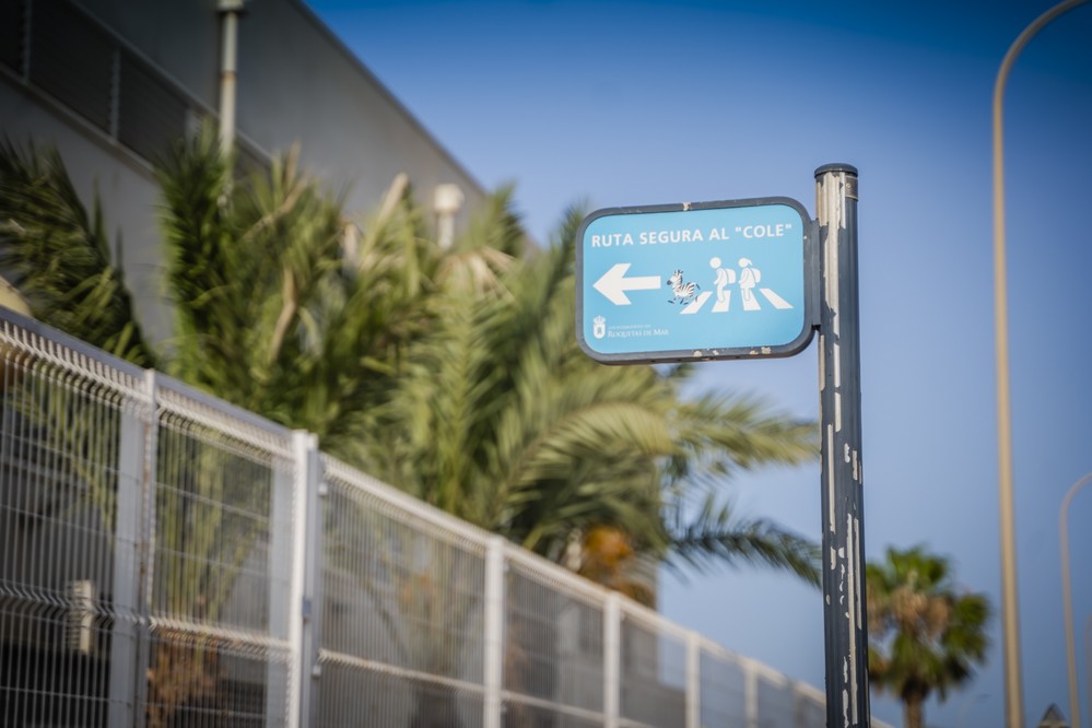 El Ayuntamiento de Roquetas de Mar da comienzo al proyecto 'Ciudad Peatonal Caminos Escolares'