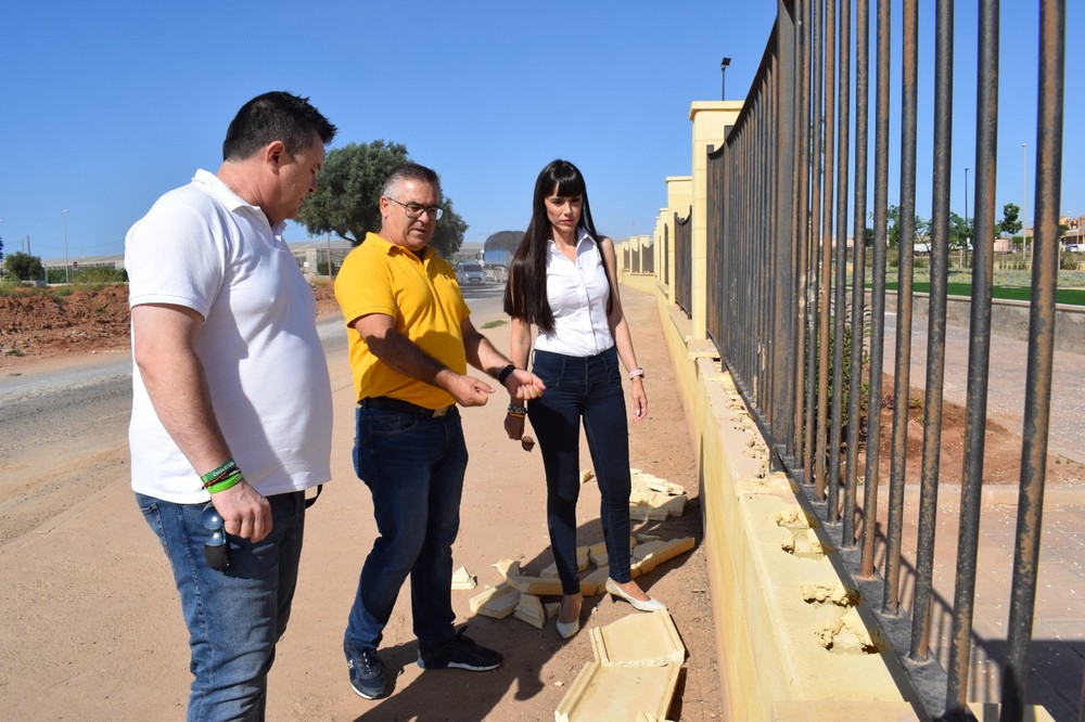 VOX alerta de los destrozos en el parque de Las Norias tan solo unas semanas después de su apertura