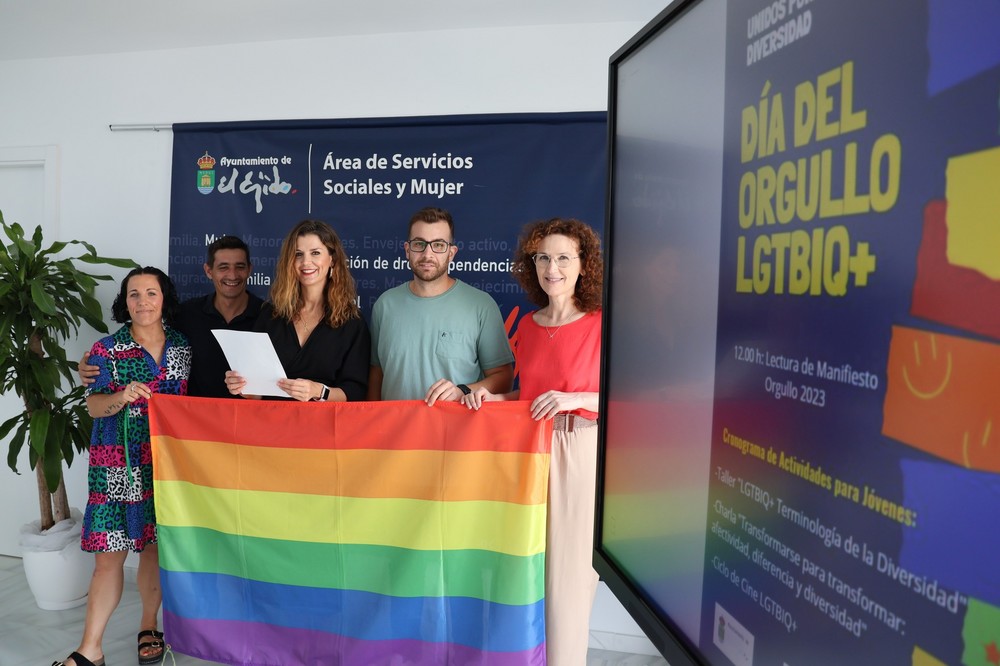 El Ejido se suma a la conmemoración del Día Internacional del Orgullo LGTBIQ+ con un taller un de terminología, una charla y cinefórum