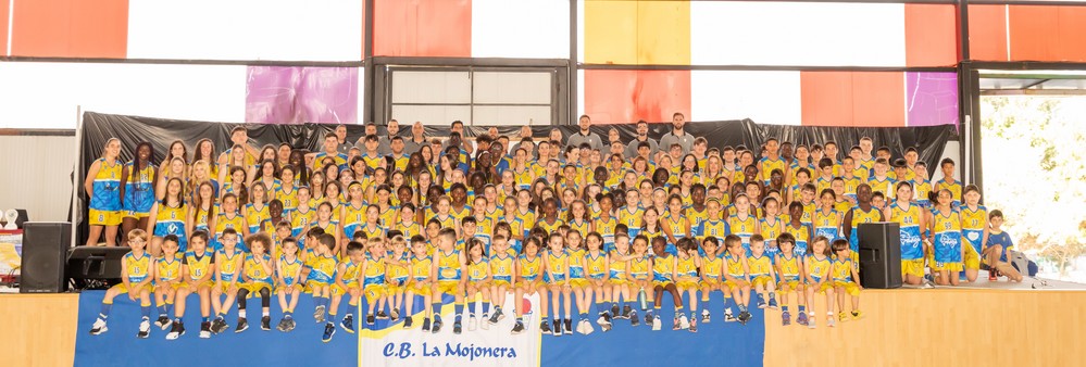 El club baloncesto La Mojonera celebra el final de una "excelente" temporada