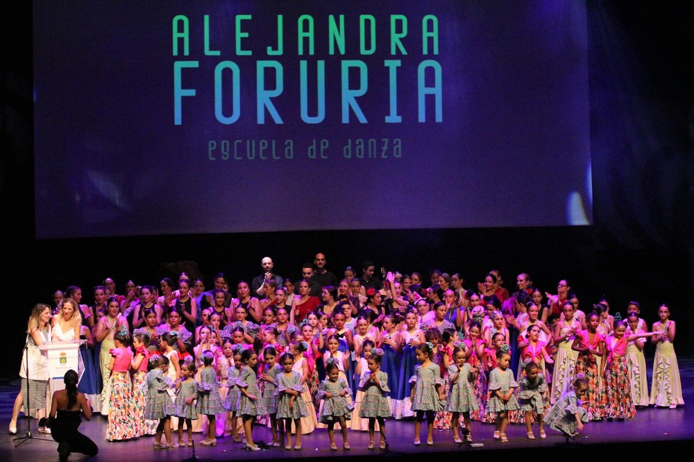 La Escuela de Danza Alejandra Foruria celebra su II Festival de Danza a beneficio de la asociación ARGAR